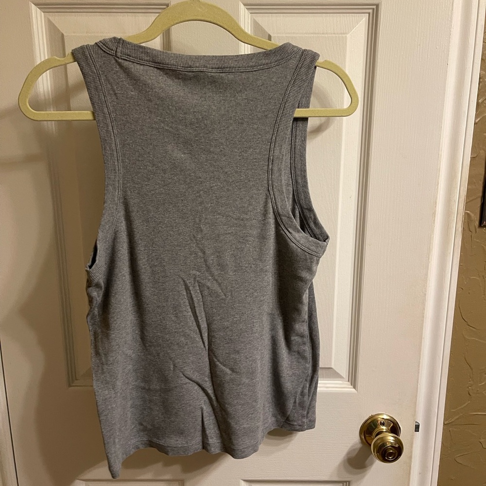 Banana Republic Ribbed Tank, Size Large, Gray. - Picture 5 of 5